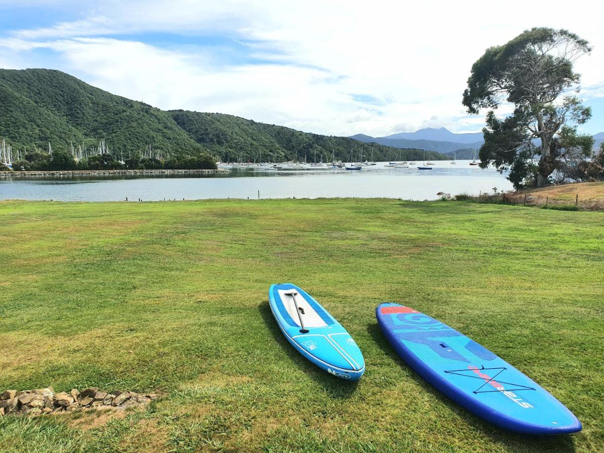 Bay Vista Waterfront Motel Picton Zewnętrze zdjęcie